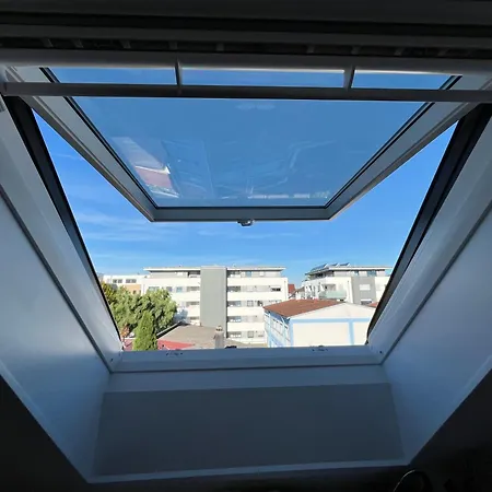 Pe Loft *